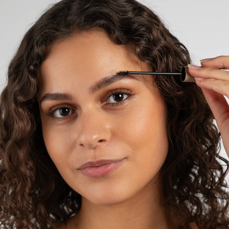 SANZI Brow Styling Gel (clear eller brown)