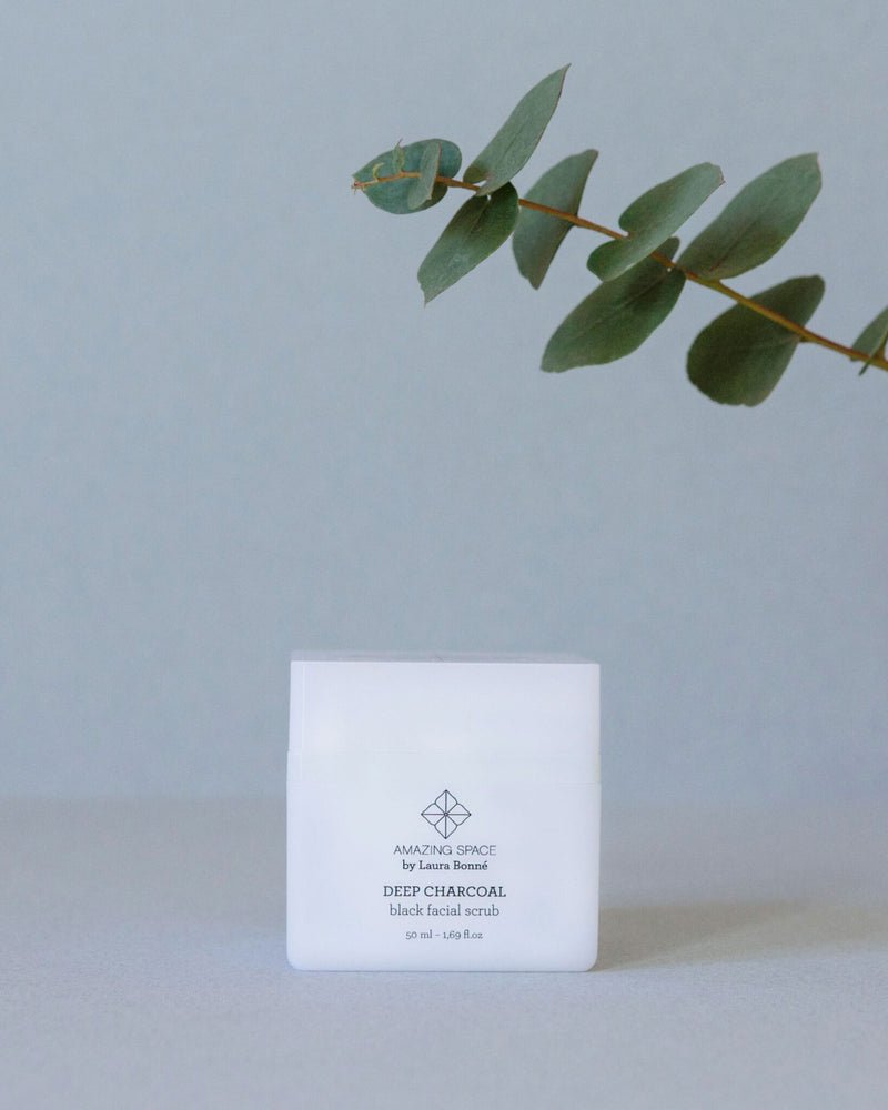 Deep Charcoal Black Ansigtsskrub (50ml)